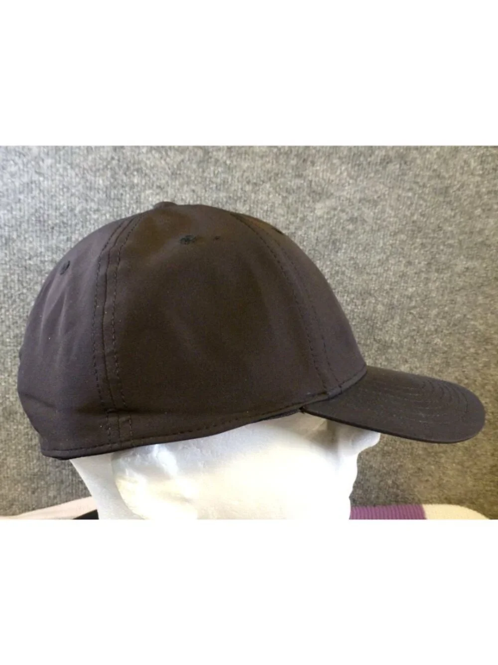Puma Brown Stretch Fit Cap Logo Accent Size S/M Lightweight & Stylish Design